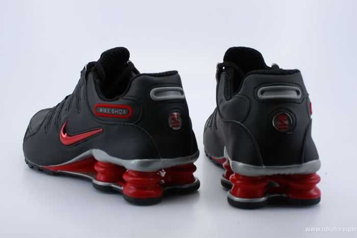 Rouge Et Noir Chaussures Shox Nz Baskets